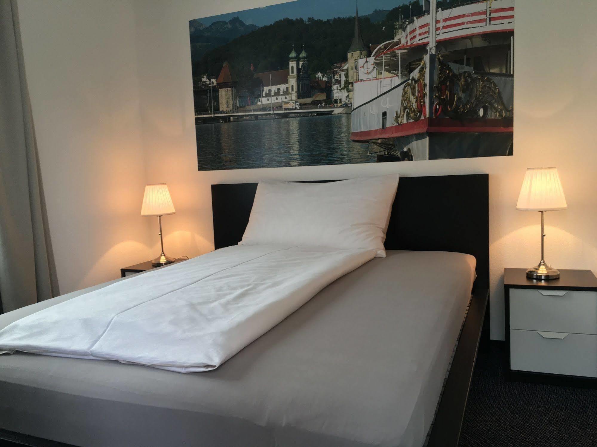 Hotel Spatz Luzern Kültér fotó